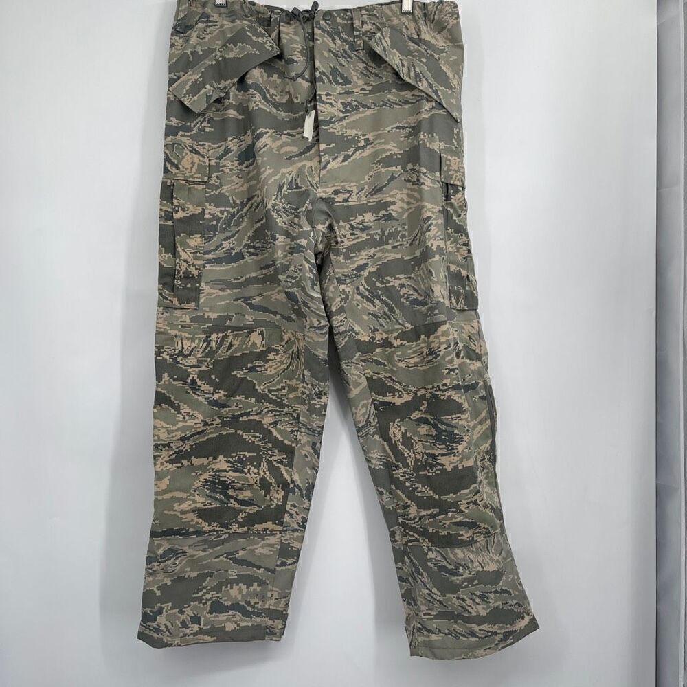 Proper International Green Camouflage Cargo Trousers Utility Pants Large NWT